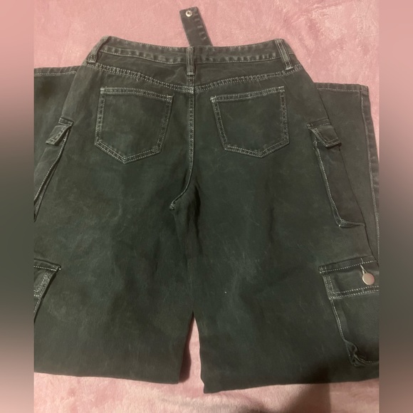 Fashion nova Billie low slung cargo jeans Olive Size 3 - Picture 3 of 5